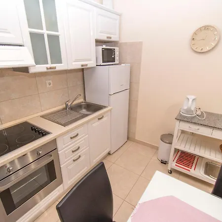 Star 3 公寓 帕格