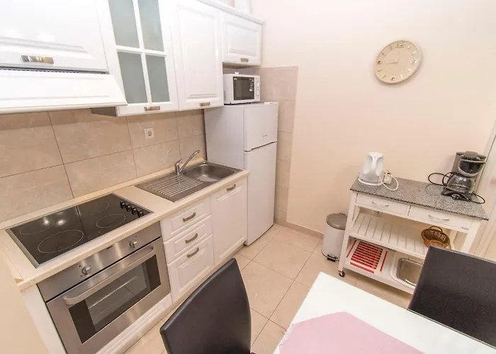 Star 3 דירה פג